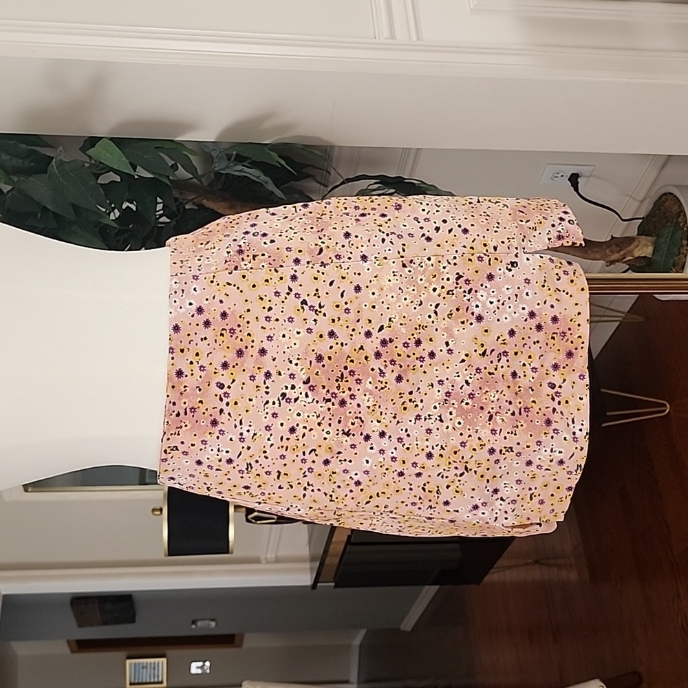 Eyeshadow Flower Skirt